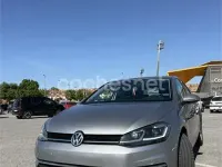 Usado VW Golf VII Advance 125 CV (91 kW) 2018 Gris / plata Berlina