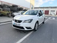 Usado Seat Ibiza Reference 90 CV (66 kW) 2014 Blanco Berlina