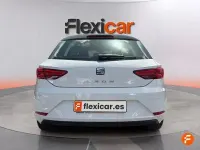 Usado Seat Leon Reference 115 CV (84 kW) 2018 Blanco