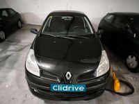 Usado Renault Clio II Authentique 86 CV (63 kW) 2006 Negro Utilitario