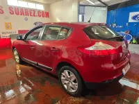 Usado Renault Mégane III Bose Edition 110 CV (80 kW) 2013 Granate Berlina