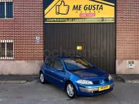 Usado Renault Mégane II Dynamique 120 CV (88 kW) 2002 Azul Berlina
