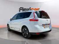 Usado Renault Grand Scénic IV Bose Edition 110 CV (80 kW) 2016 Blanco Monovolumen