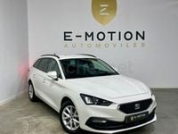 Usado Seat Leon Style 115 CV (84 kW) 2022 Blanco Familiar