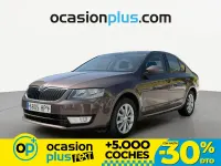 Usado Skoda Octavia Ambition 105 CV (77 kW) 2013 Marrón Berlina