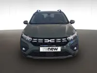 Usado Dacia Sandero Expression 100 CV (73 kW) 2022 Verde Berlina
