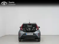 Usado Toyota Aygo X Play 72 CV (52 kW) 2024 Gris SUV
