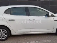 Usado Renault Mégane LIMITED 115 CV (84 kW) 2020 Blanco Berlina