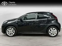 Usado Toyota Aygo X Play 72 CV (52 kW) 2024 Negro SUV