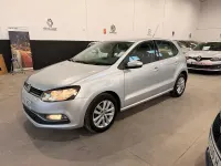 Usado VW Polo Advance 75 CV (55 kW) 2014 Gris Berlina