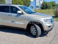 Usado Jeep Grand Cherokee Overland 241 CV (177 kW) 2011 Beige SUV