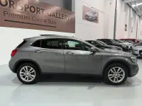 Usado Mercedes GLA220 Urban 170 CV (125 kW) 2015 Gris / plata SUV