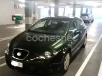 Usado Seat Leon Style 105 CV (77 kW) 2010 Verde Utilitario