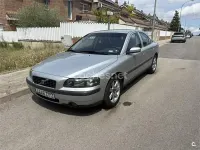 Usado Volvo S60 170 CV (125 kW) 2003 Gris / plata Berlina