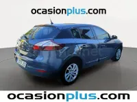 Usado Renault Mégane LIMITED 115 CV (84 kW) 2015 Gris / plata Berlina