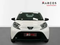 Usado Toyota Aygo X Play 72 CV (52 kW) 2023 SUV