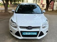 Usado Ford Focus Trend 125 CV (91 kW) 2013 Blanco Berlina
