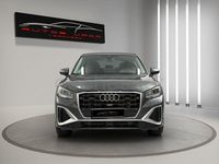Usado Audi Q2 S-Line 150 CV (110 kW) 2024 Gris / plata SUV