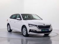 Usado Skoda Scala Selection 116 CV (85 kW) 2023 Blanco Utilitario