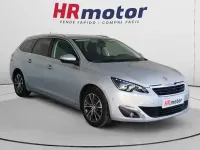Usado Peugeot 308 Allure 132 CV (97 kW) 2017 Gris Utilitario