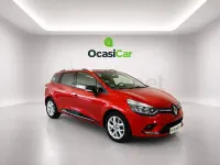 Usado Renault Clio LIMITED 90 CV (66 kW) 2019 Rojo Familiar