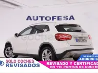 Usado Mercedes GLA200 Urban 156 HP (114 kW) 2016 Branco SUV