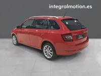 Usado Skoda Fabia Style 95 CV (69 kW) 2019 Rojo Utilitario