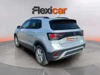Usado VW T-Cross 95 CV (69 kW) 2024 Gris SUV