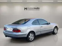 Usado Mercedes CLK200 Elegance 136 CV (100 kW) 2000 Gris Coupe