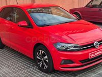 Usado VW Polo Advance 75 CV (55 kW) 2018 Rojo Utilitario