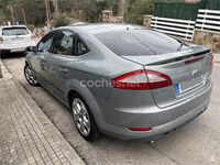 Usado Ford Mondeo Titanium 140 CV (102 kW) 2008 Gris / plata Berlina