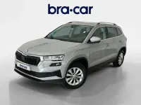 Usado Skoda Karoq Selection 150 CV (110 kW) 2024 Gris / plata SUV