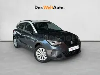 Usado Seat Arona Style 115 CV (84 kW) 2025 Gris / plata SUV