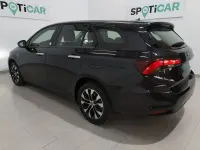 Usado Fiat Tipo Mirror 95 CV (69 kW) 2020 Negro Familiar