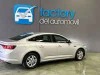 Usado Renault Talisman Business 120 CV (88 kW) 2020 Gris / plata Berlina