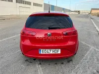 Usado Seat Leon Style 105 CV (77 kW) 2011 Rojo Utilitario