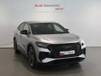 Usado Audi Q4 e-tron S-Line 150 kW (204 CV) 2023 Gris/plata SUV