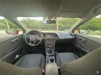 Usado Seat Leon ST Style 122 CV (89 kW) 2013 Rojo Familiar