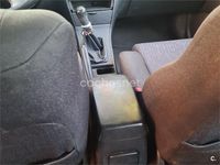 Usado Toyota Corolla Sol 110 CV (80 kW) 2003 Azul Berlina