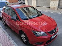 Usado Seat Ibiza Reference 70 CV (51 kW) 2014 Rojo Berlina