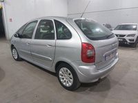 Usado Citroën Xsara Picasso Exclusive 117 CV (86 kW) 2004 Gris / plata Monovolumen