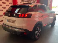 Usado Peugeot 3008 Allure 120 CV (88 kW) 2017 Blanco SUV