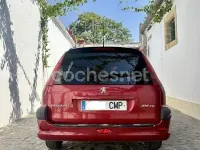 Usado Peugeot 206 75 CV (55 kW) 2003 Rojo Familiar