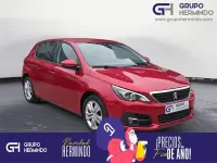 Usado Peugeot 308 Active 130 CV (95 kW) 2021 Rojo Berlina