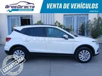 Usado Seat Arona Style 95 CV (69 kW) 2019 Blanco SUV
