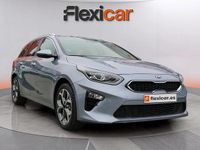 Usado Kia Ceed 136 CV (100 kW) 2021 Gris Utilitario