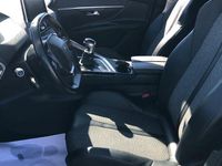 Usado Peugeot 5008 Allure 130 CV (95 kW) 2019 Azul SUV