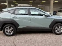 Usado Hyundai Kona 129 CV (94 kW) 2025 Verde SUV
