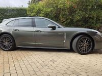 Usado Porsche Panamera Platinum Edition 462 CV (339 kW) 2024 Verde Utilitario