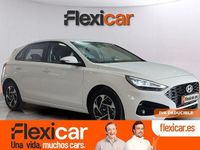 Usado Hyundai i30 100 CV (73 kW) 2024 Blanco Berlina